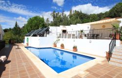 Pool mit Blick nach Nord-West